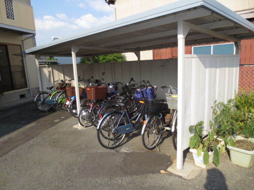 外観写真 ロイヤルシャルム米田