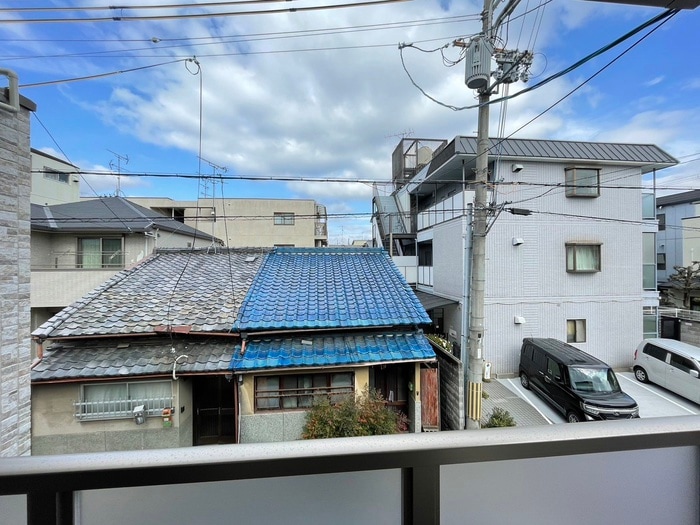 室内からの展望 Art Village敬寂-Keijaku-丹波橋