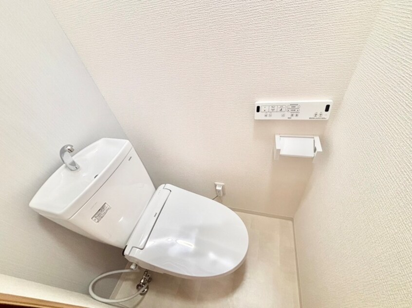 トイレ ジュネステン