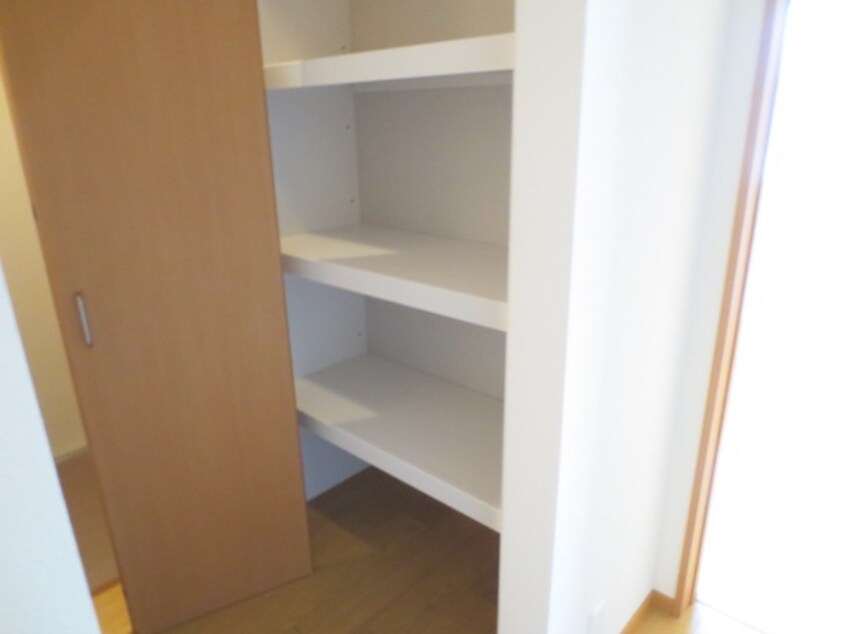 収納 メゾンドフル－ルⅢ