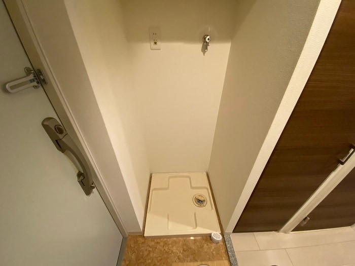 洗濯機置場 ラグゼ弁天町