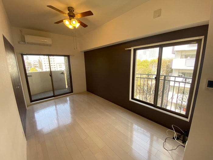 居室 ラグゼ弁天町