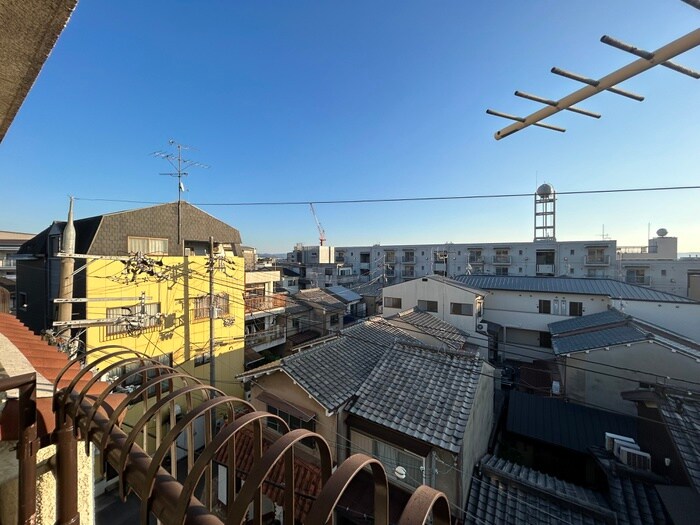 室内からの展望 足立ハイツ太秦