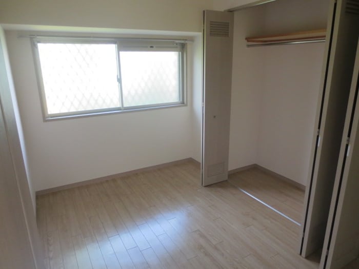 収納 コ－ポウエハラⅢ