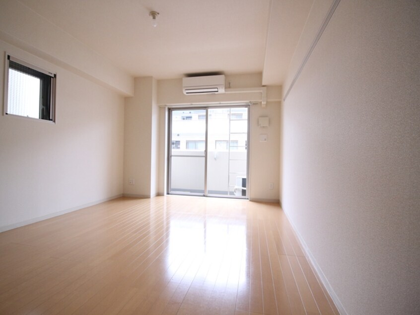 居室 エル・セレ－ノ石屋川