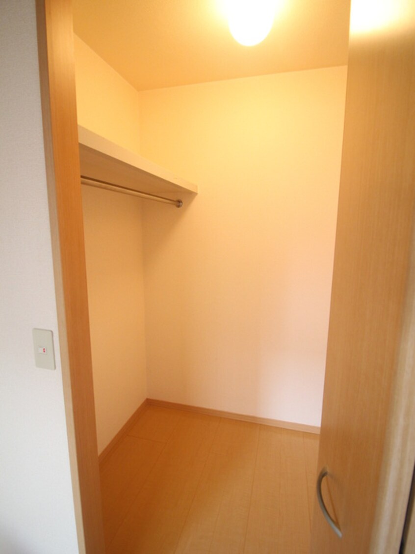 収納 ルピナスＣ棟