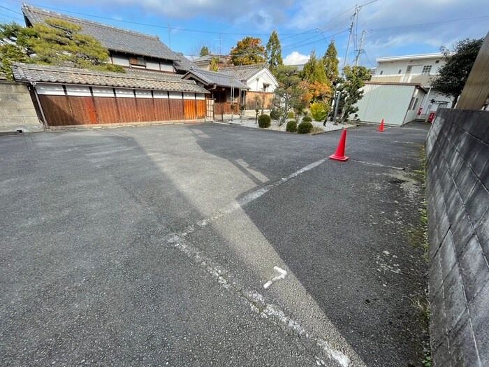 駐車場 サンシティ新田辺Ｃ棟