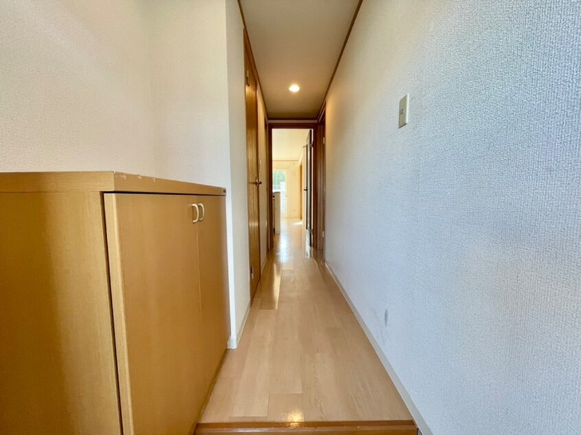 廊下 プチ　シャ