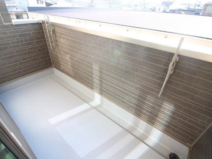 ベランダ・バルコニー ドミソレイユⅢ