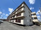 新池島ハイツの外観
