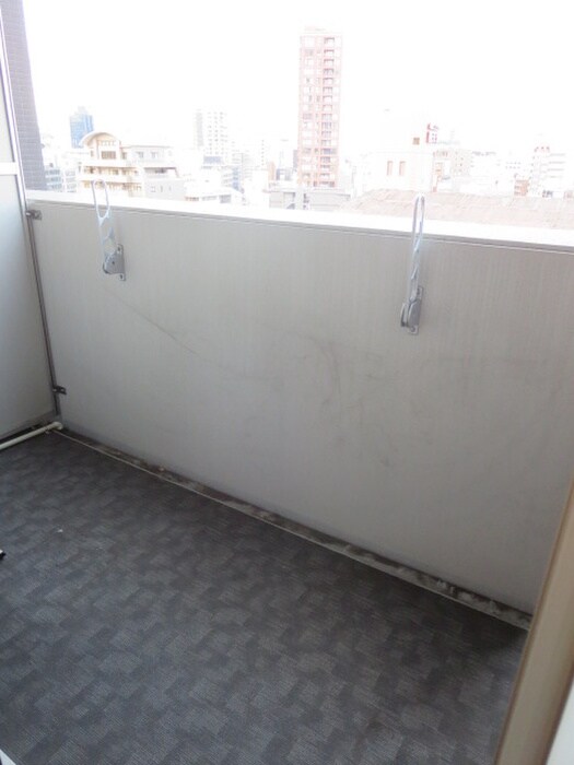 ベランダ・バルコニー アドバンス東梅田アクシス(1402)