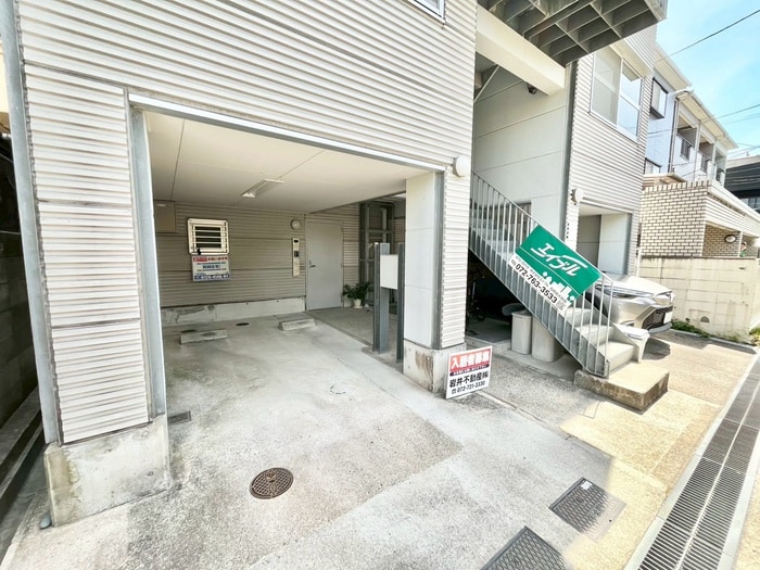 駐車場 藤井住宅