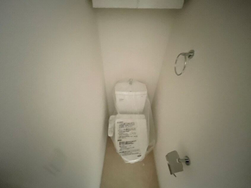 トイレ セレニテ神戸西エクラ