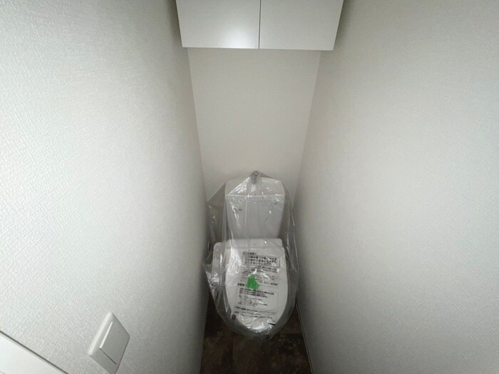 トイレ セレニテ神戸西エクラ