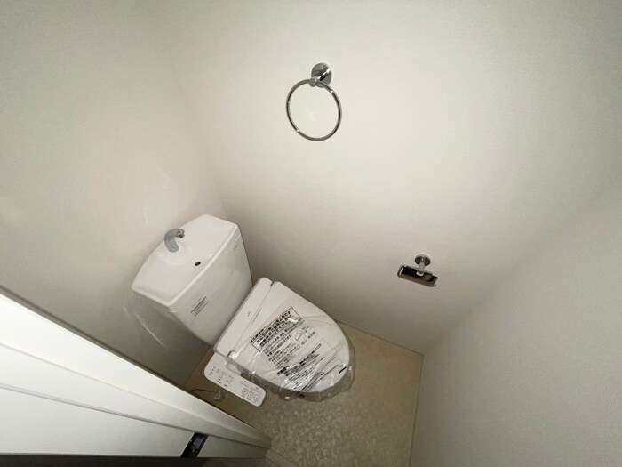 トイレ セレニテ神戸西エクラ