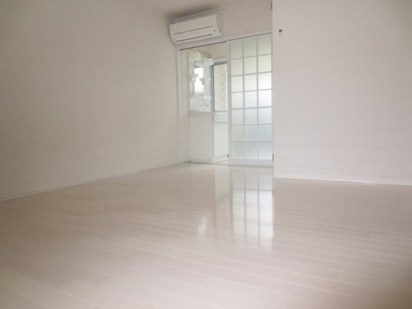 居室 ヴィラナリ－小川