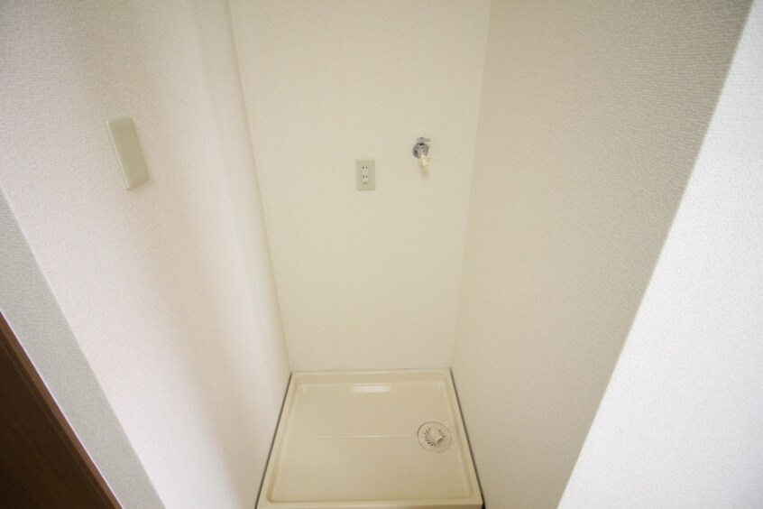 洗濯機置場 フル－ル甲東園