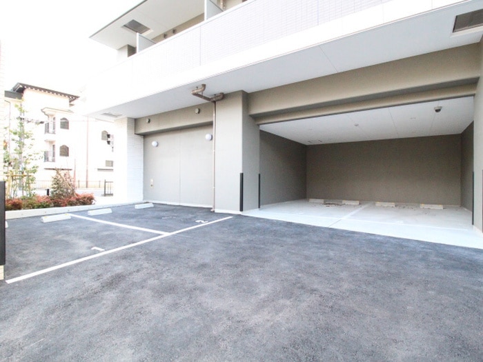 駐車場 エグゼ江坂WEST（603）