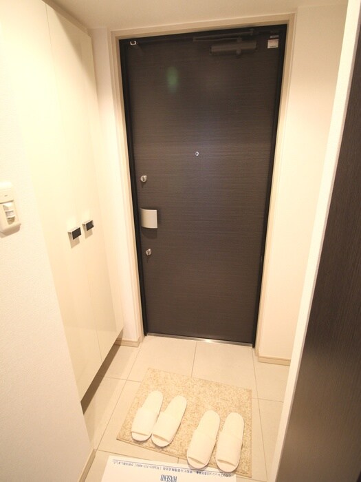 玄関 ISM谷町六丁目