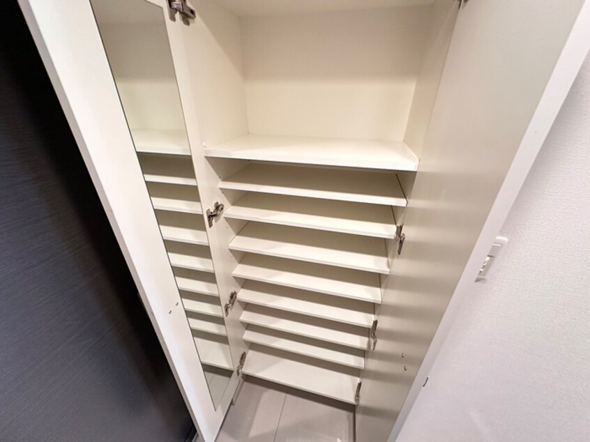 靴箱 ISM谷町六丁目