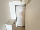 玄関 ＡＺビル