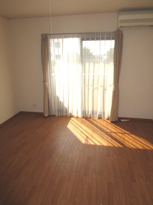 居室 サンモールＣ棟