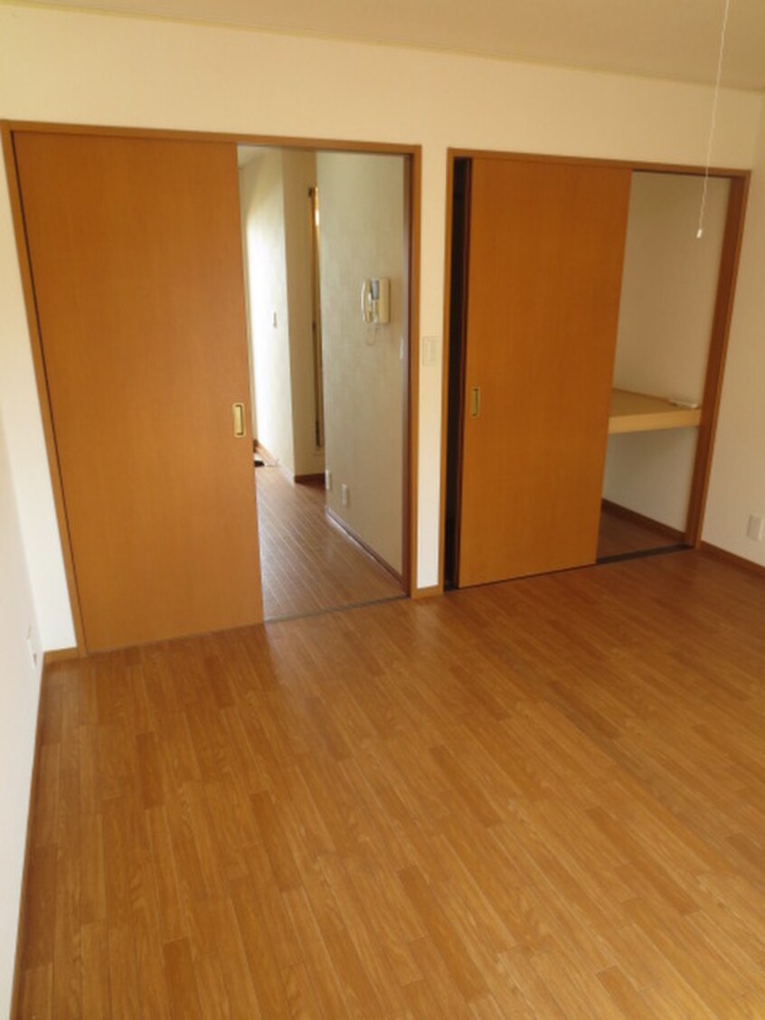 居室 サンモールＣ棟