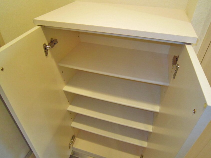 靴箱 ネオハイム六甲