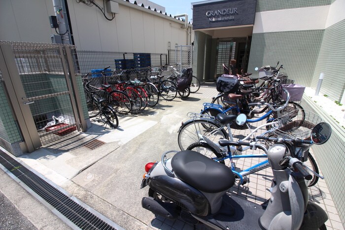 駐輪場 グランド－ル中桜塚