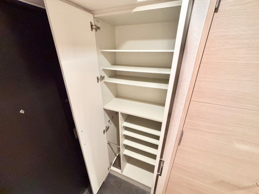 靴箱 プレサンス京都四条烏丸響(206)