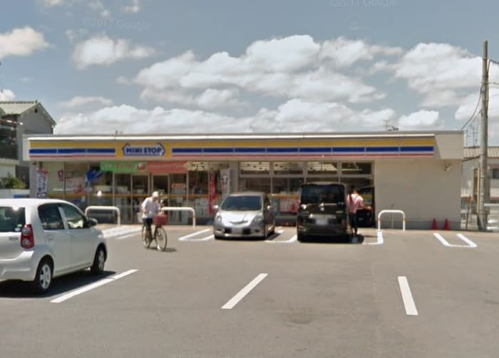 ミニストップ(コンビニ)まで187m メゾンドール北野田