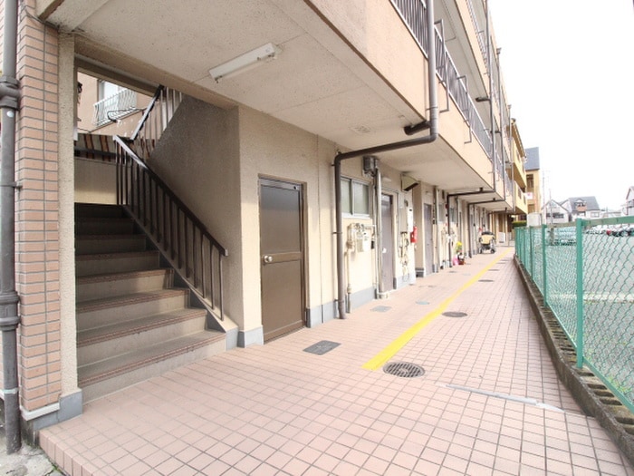 エントランス部分 マンション清涼