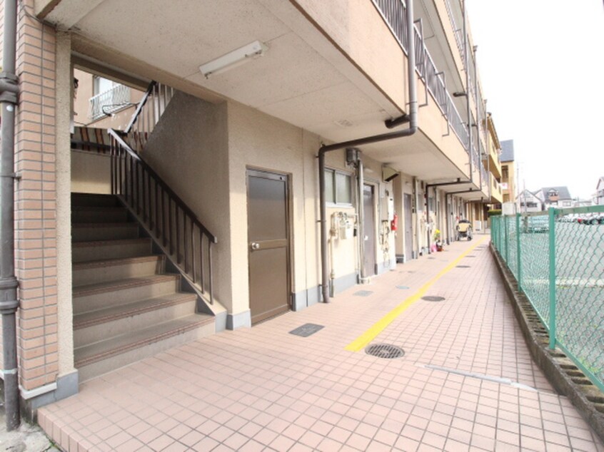 エントランス部分 マンション清涼