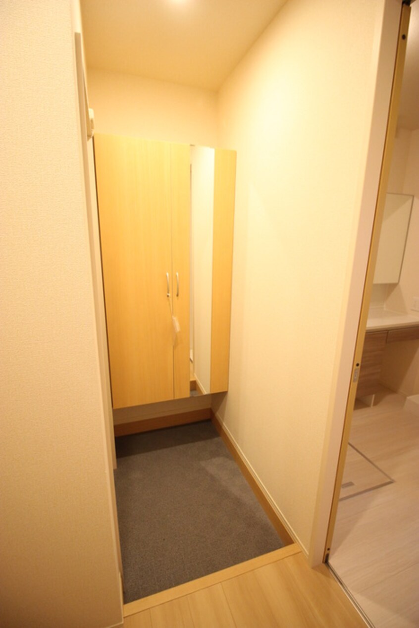 玄関 ブランシェ本町