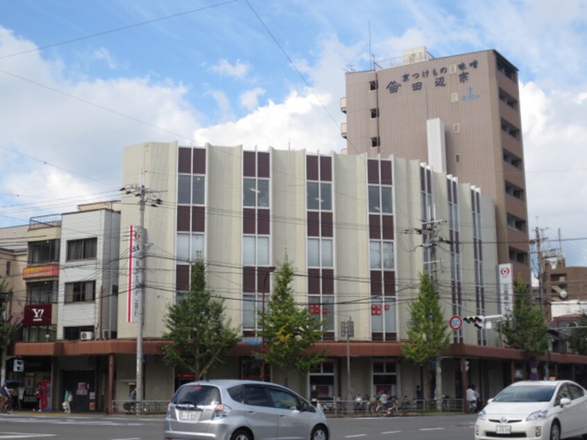 三菱UFJ銀行出町支店(銀行)まで396m デ・リード御所北