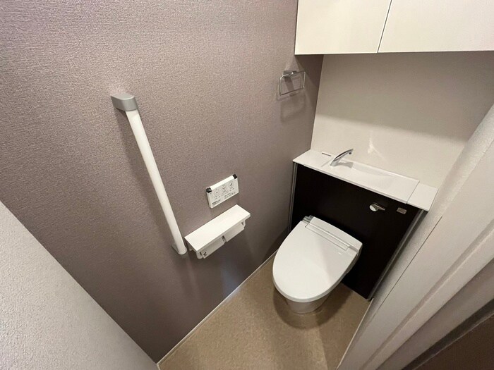 トイレ パルテール八尾