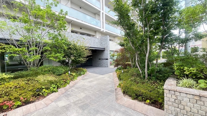 エントランス部分 ｻﾞ・ﾊﾟｰｸﾊｳｽｵｲｺｽ三国ヶ丘(712)