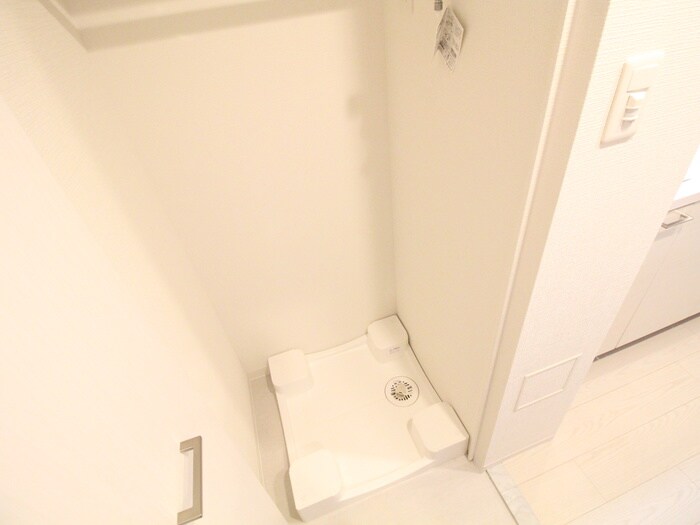 洗面 ｴｽﾘｰﾄﾞ神戸兵庫駅ﾏﾘｰﾅｽｸｴｱ(305)