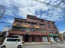 カ－ムネスハイツの外観