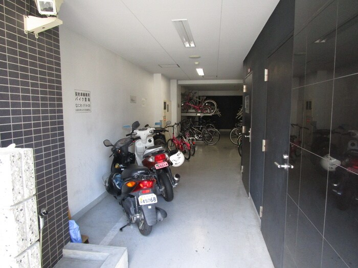 バイク置き場 プロシ－ド大阪梅田POTION(1101)