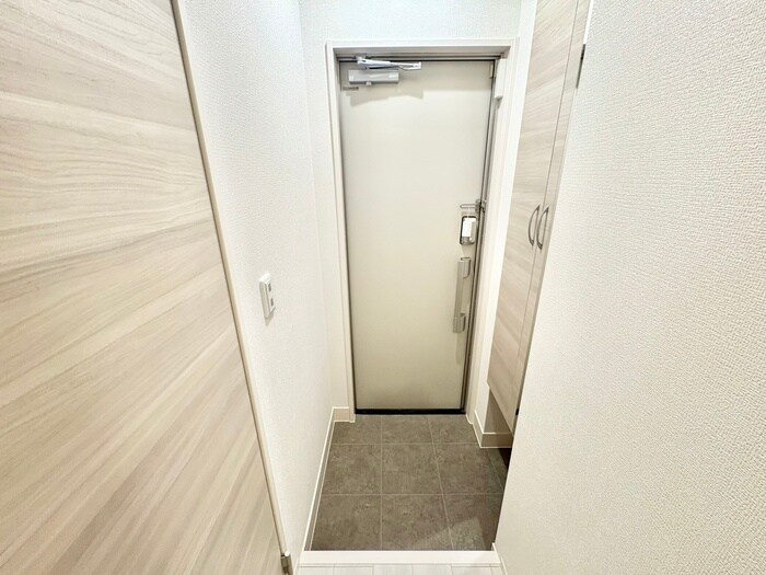 玄関 メゾンソレイユ