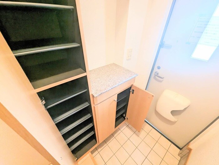 靴箱 カ－サグラシオッソ