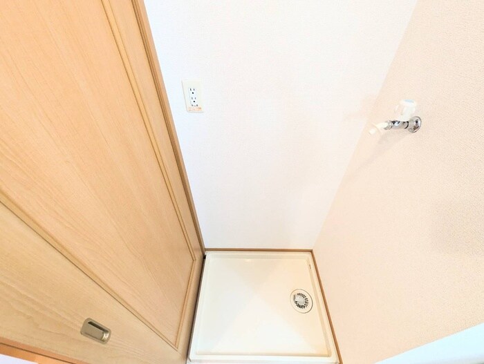 洗濯機置場 カ－サグラシオッソ