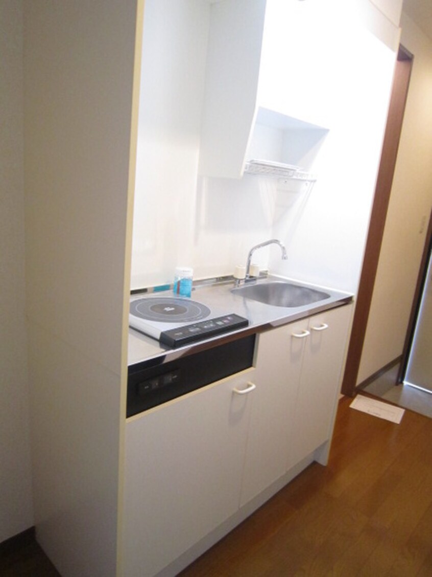 キッチン ルミエ－ル巽