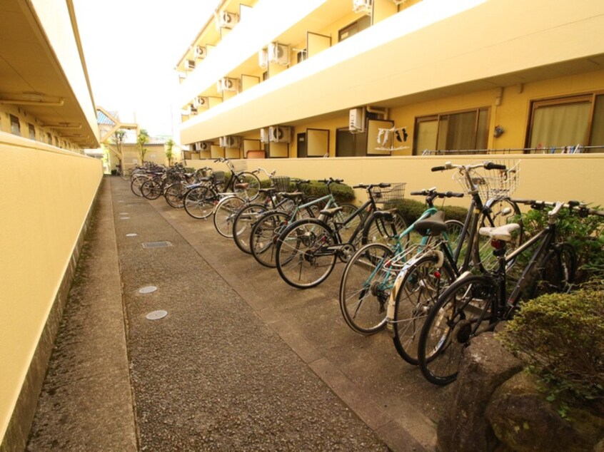 駐輪場 センチュリーショウエイⅢ