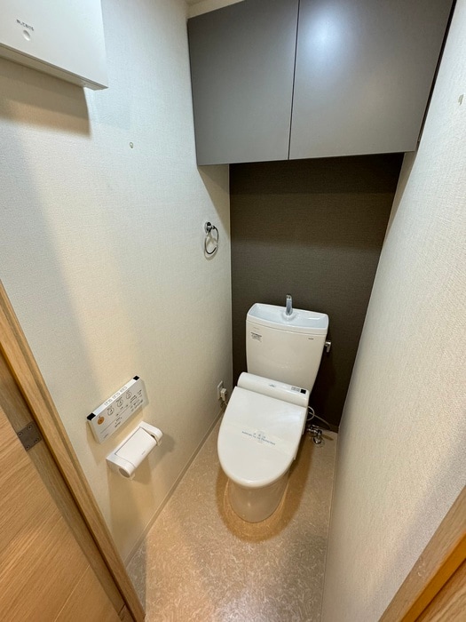 トイレ ﾌﾟﾚｻﾝｽ京都四条烏丸響(705)
