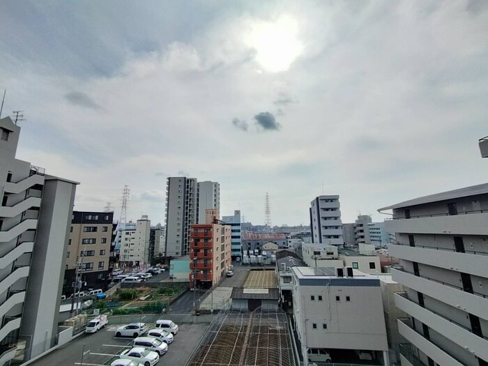 室内からの展望 ロ－タリ－マンション長田東