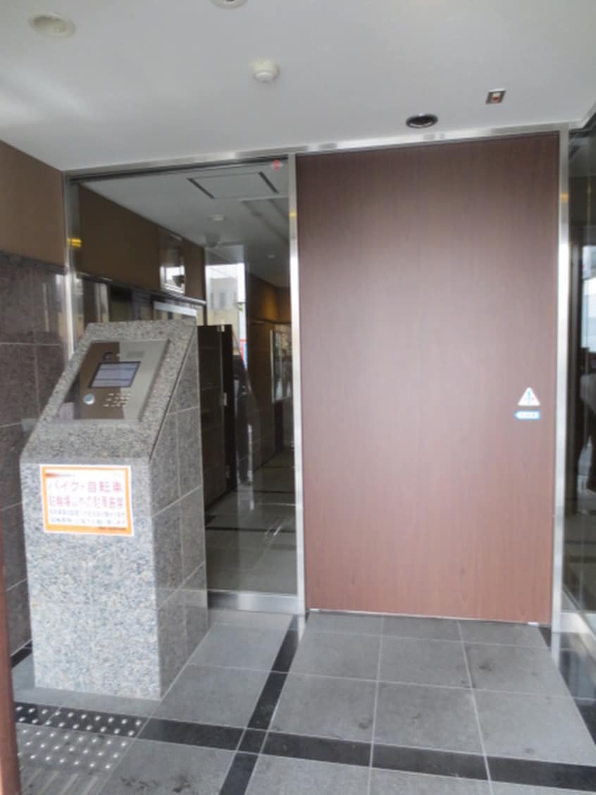 エントランス部分 GrandoEterna京都西京極