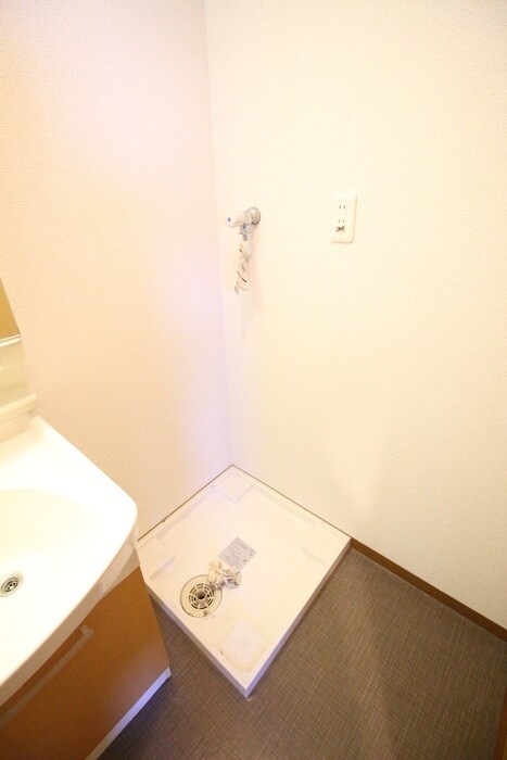 洗濯機置場 ベラジオ烏丸御池Ⅱ（５０２）