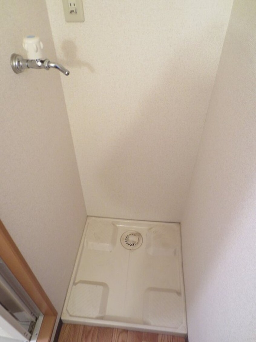 洗濯機置場 メゾンアンシャンテ